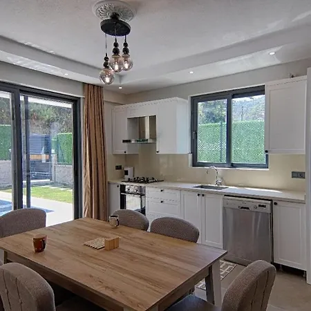 Twin Detached With Private Pool In Inlice, Goecek فتحية