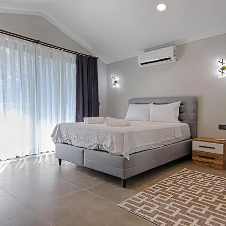 Twin Detached With Private Pool In Inlice, Goecek فيلة