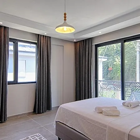 فيلة Twin Detached With Private Pool In Inlice, Goecek فتحية