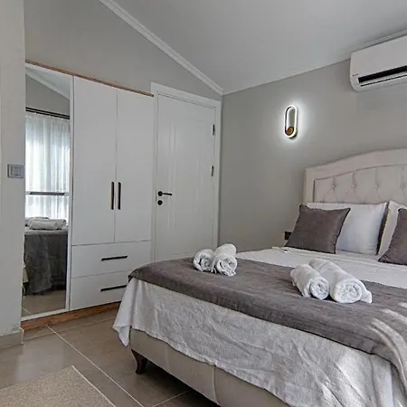 Twin Detached With Private Pool In Inlice, Goecek فيلة فتحية
