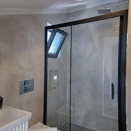 Twin Detached With Private Pool In Inlice, Goecek فيلة